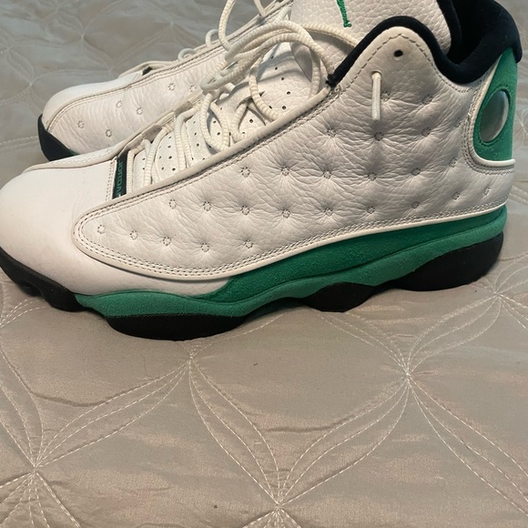 Jordan Men's AIR Retro 13 Basketball Shoes - Picture 3 of 5